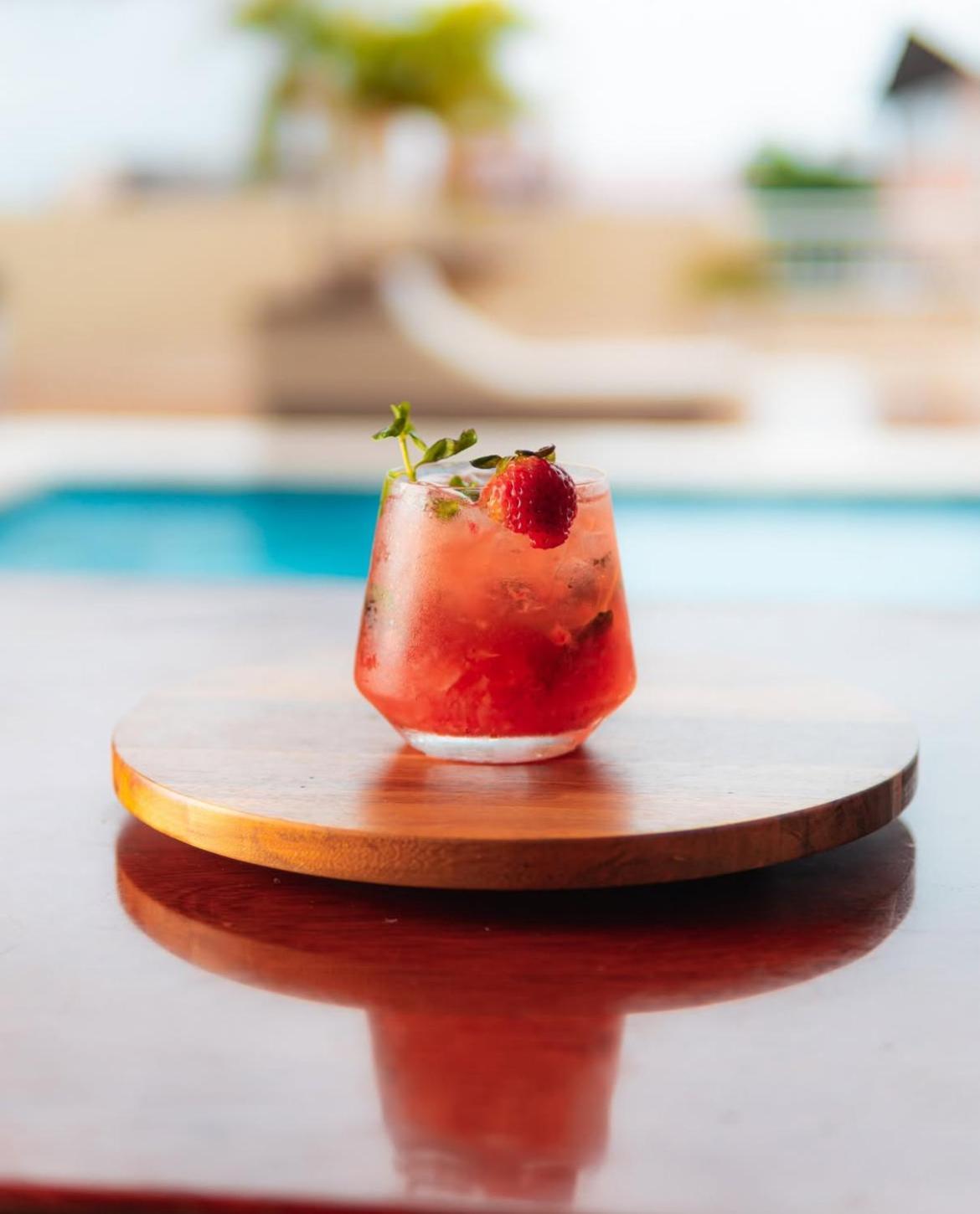 Hotel Nilas 塔拉波托 外观 照片