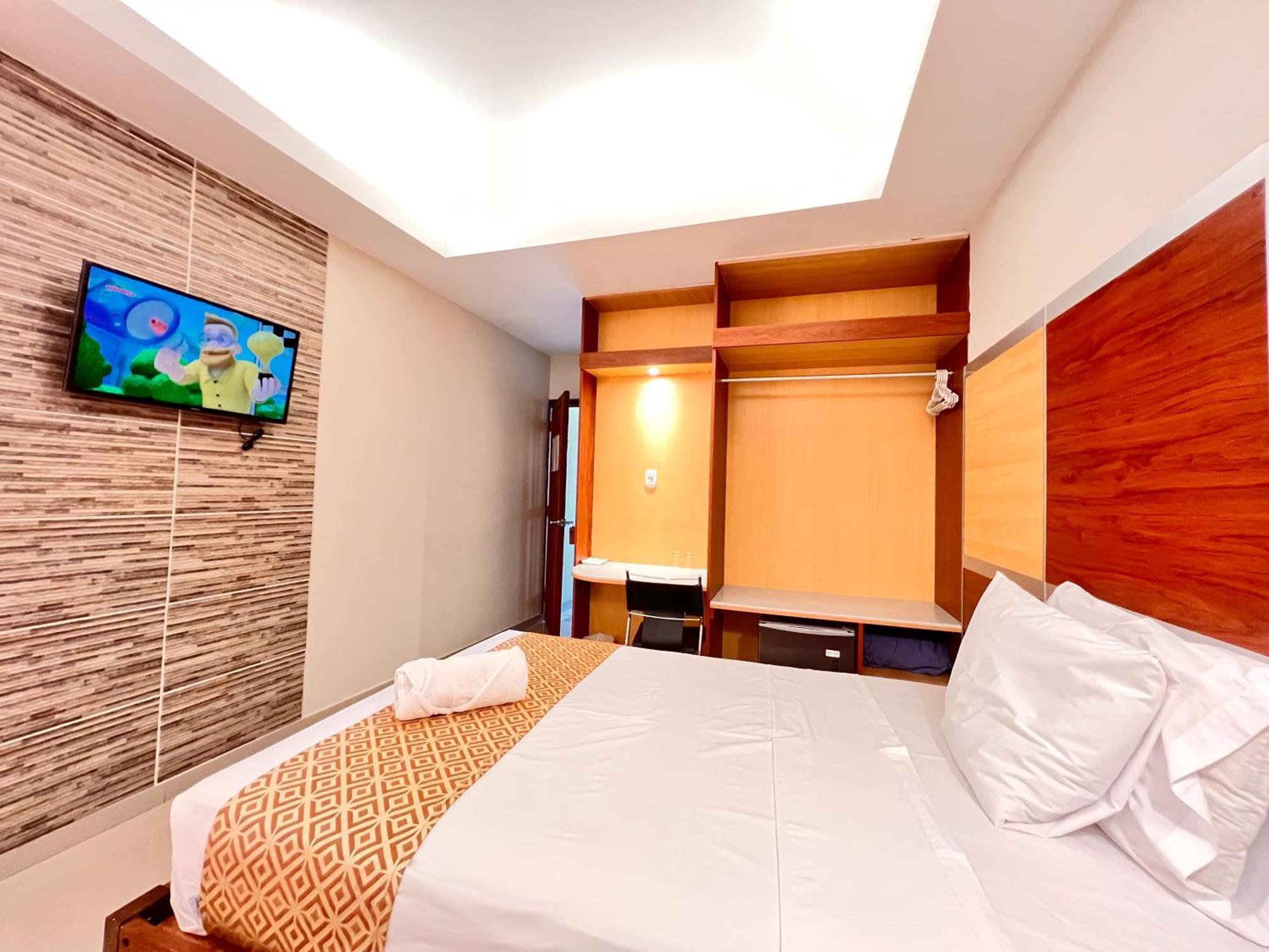 Hotel Nilas 塔拉波托 外观 照片